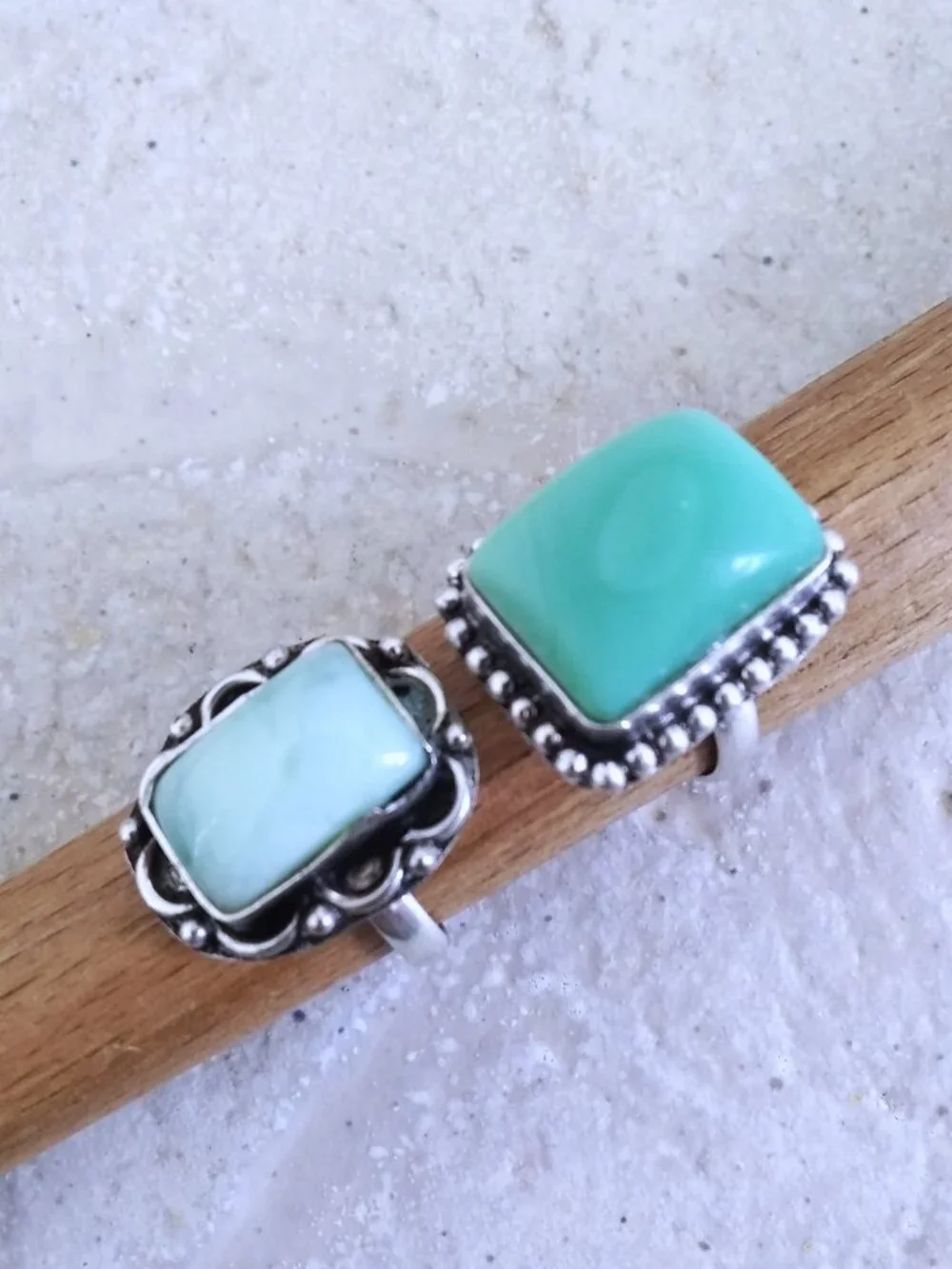Sz 6.75 ~ Green  Stone (Chrysoprase?) Ring - Positive + Refreshing Vibes